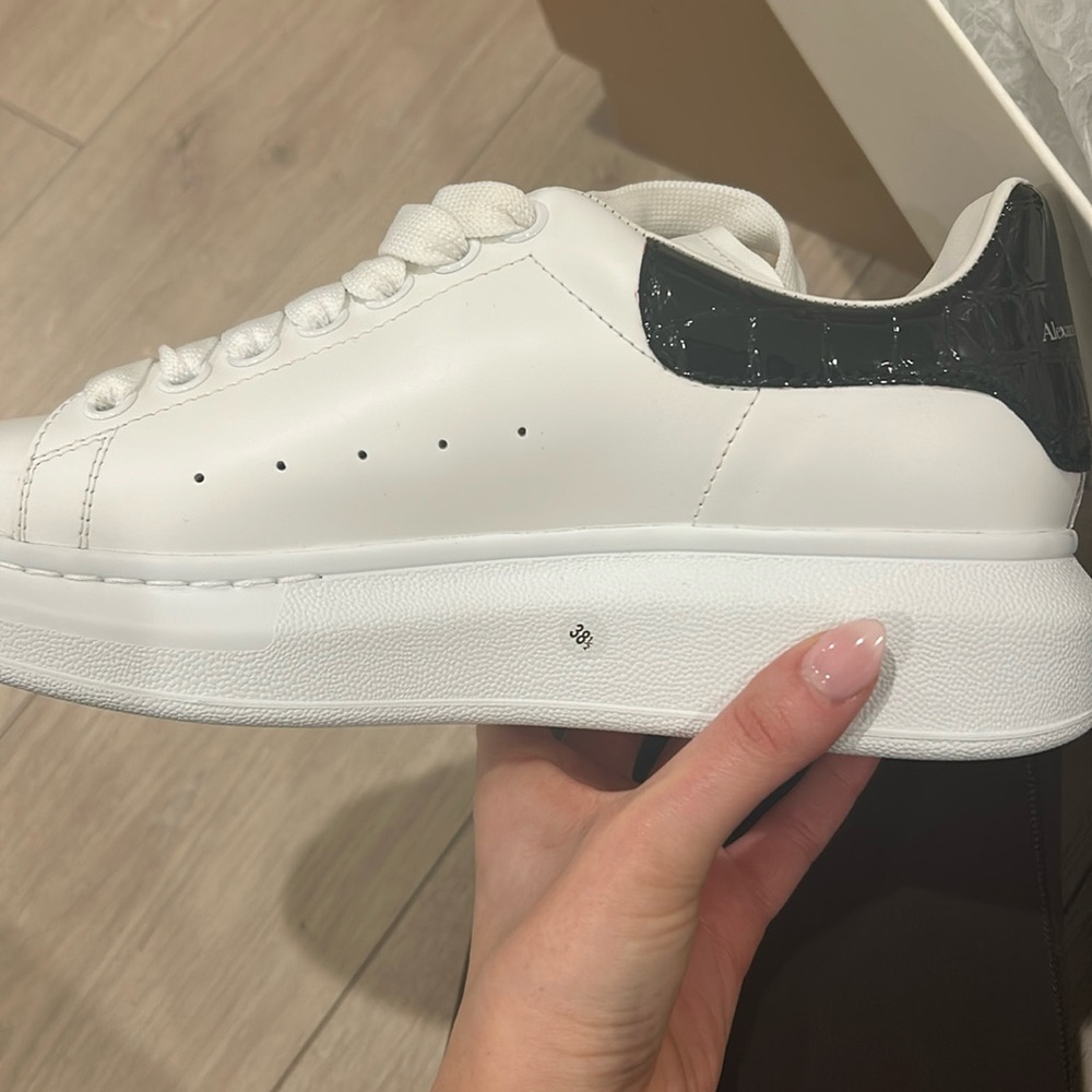 Brand new alexanderr McQueen shoes size 38.5 right side only!!!